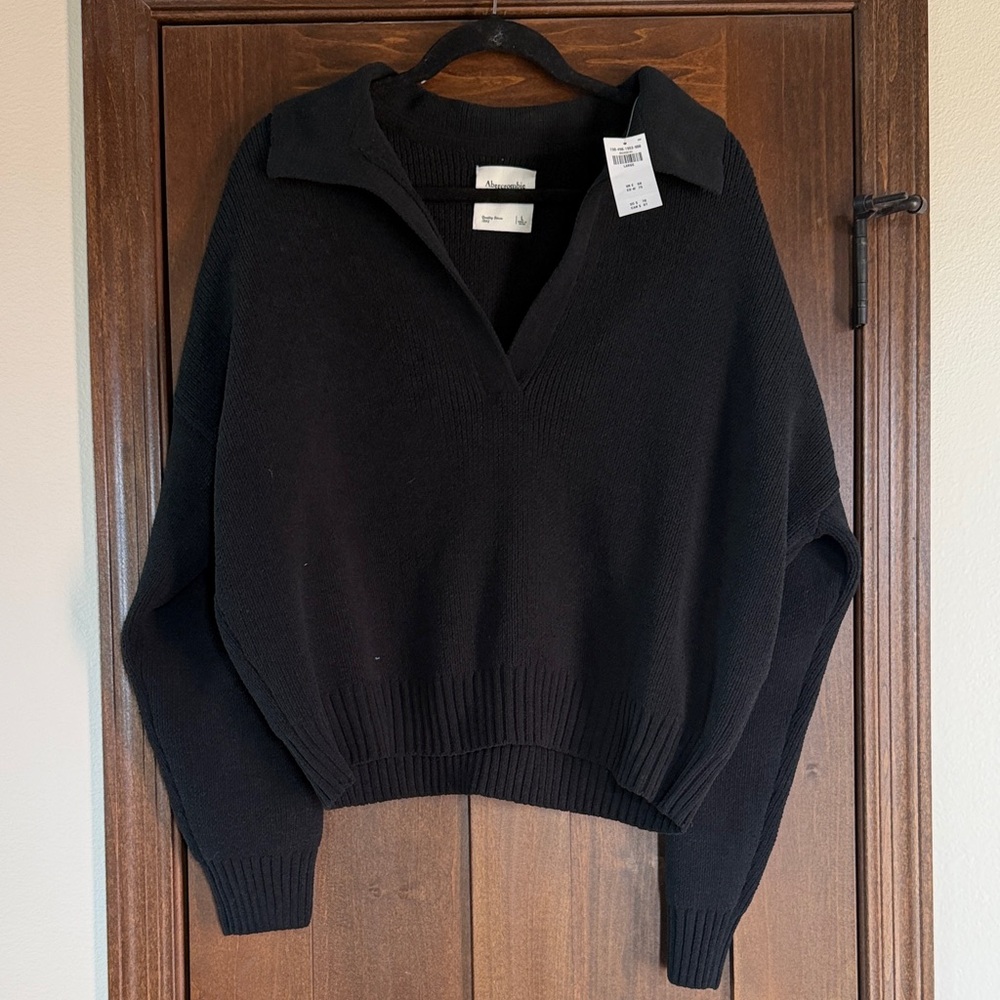 NWT Abercrombie and Fitch Pullover Sweater